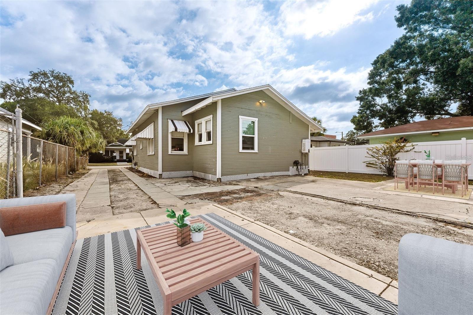 Image 26 of 36 For 2131 Cypress Street