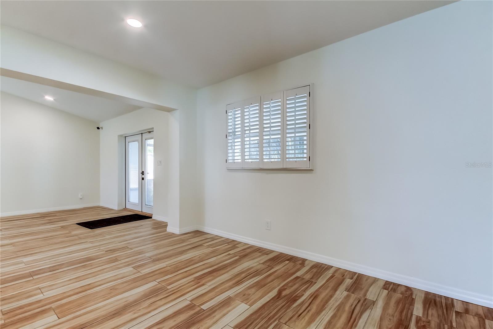 Image 14 of 68 For 3936 Eden Roc Circle