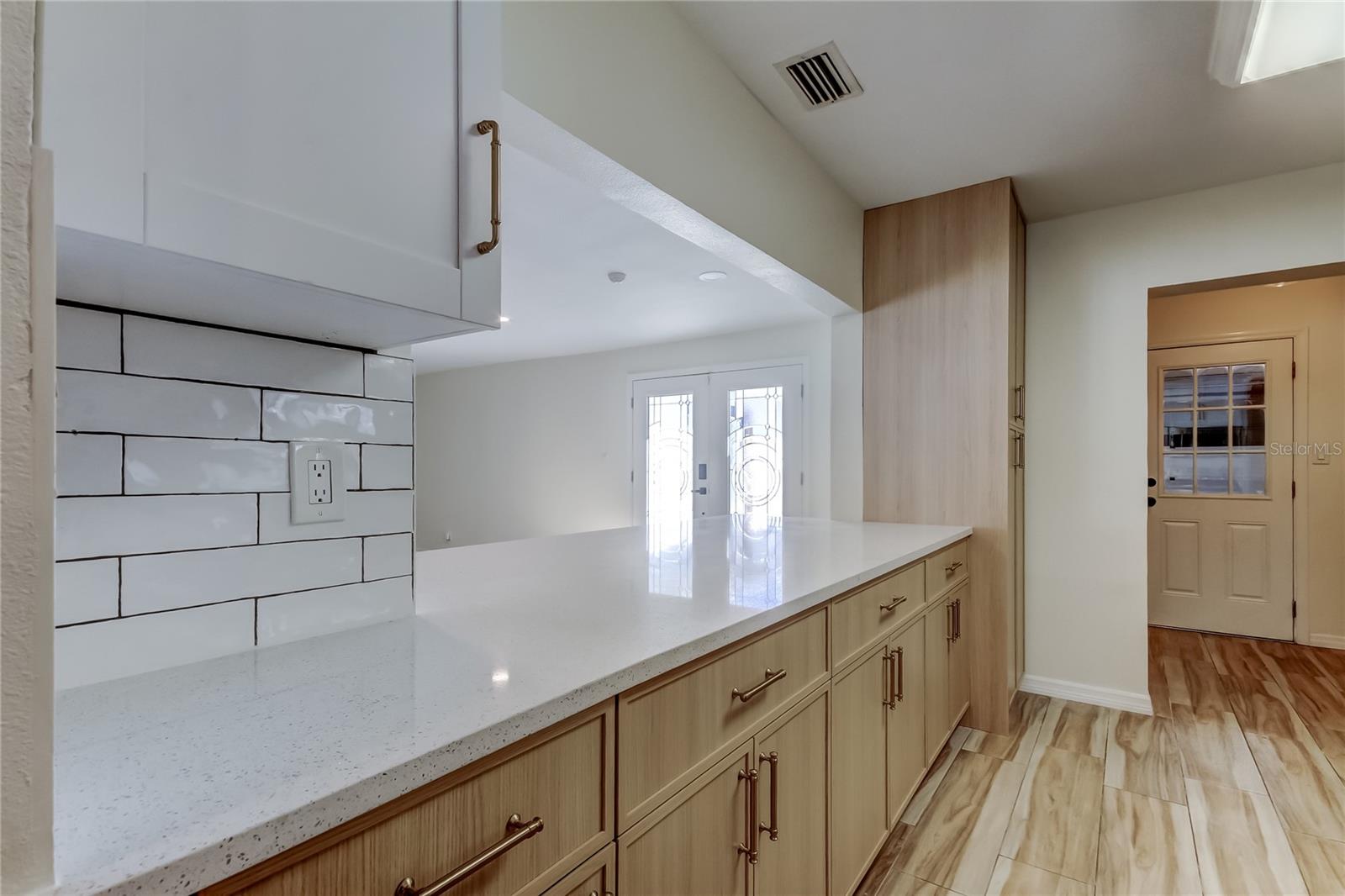 Image 16 of 68 For 3936 Eden Roc Circle