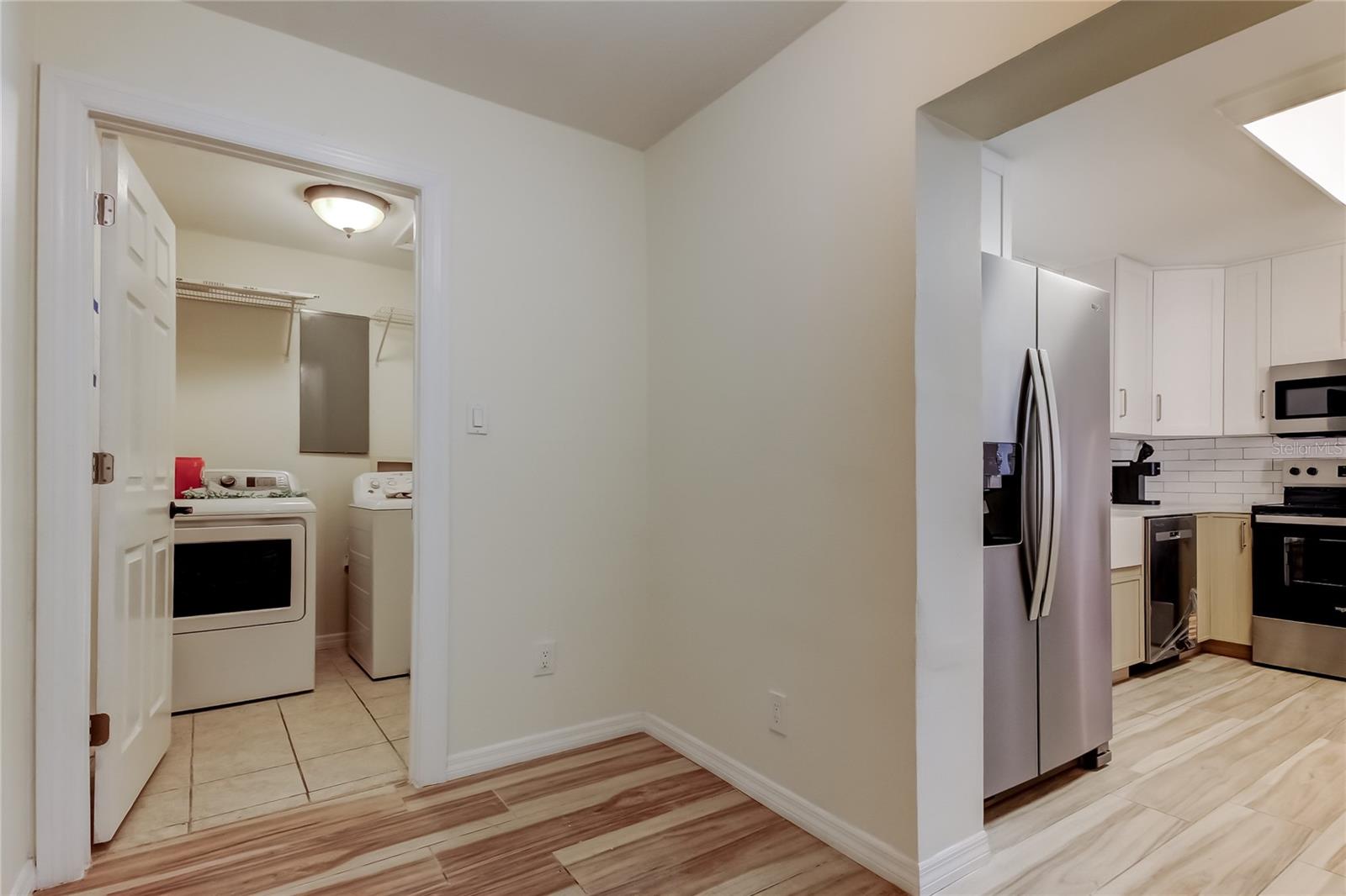 Image 23 of 68 For 3936 Eden Roc Circle