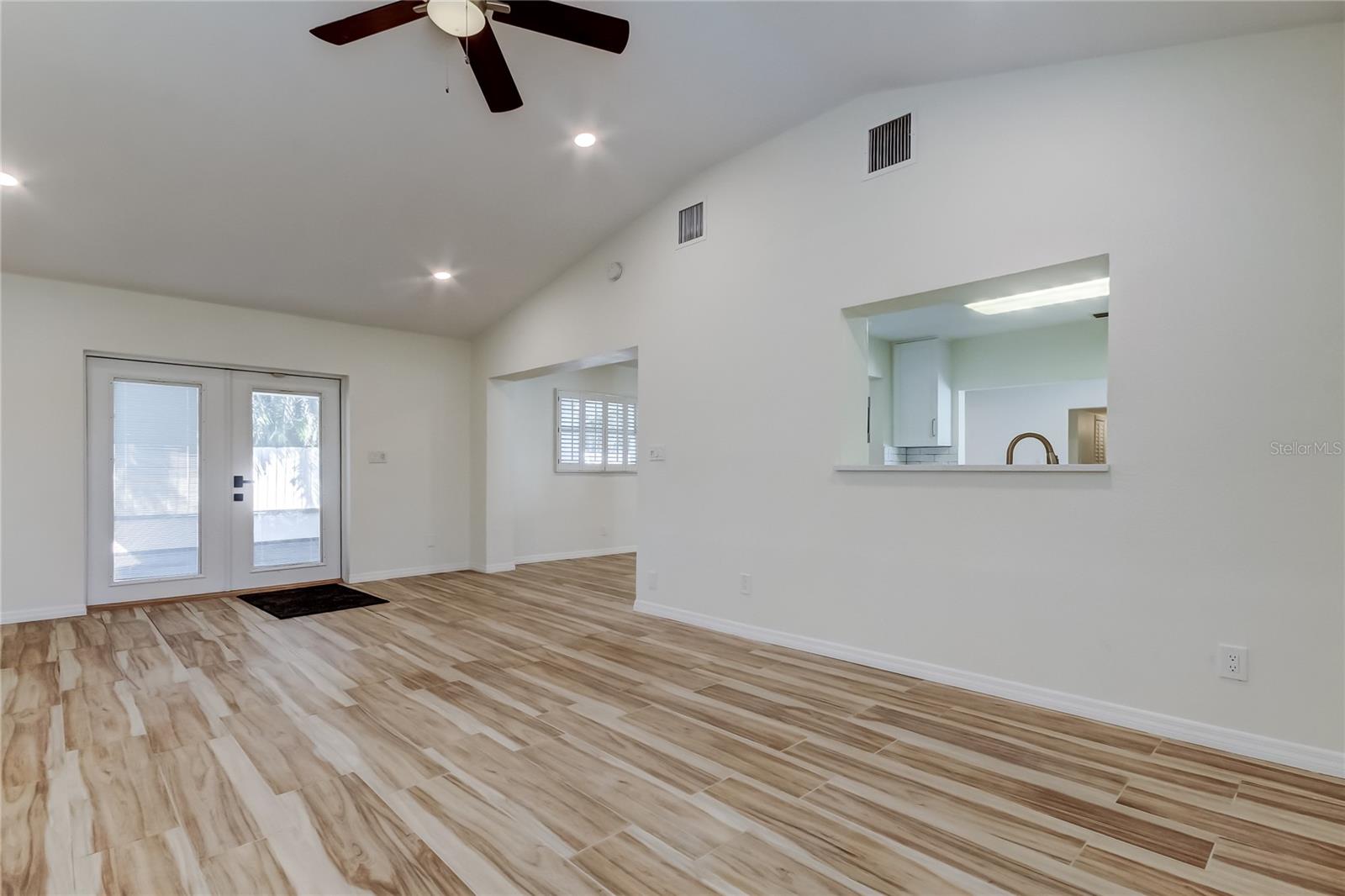 Image 27 of 68 For 3936 Eden Roc Circle