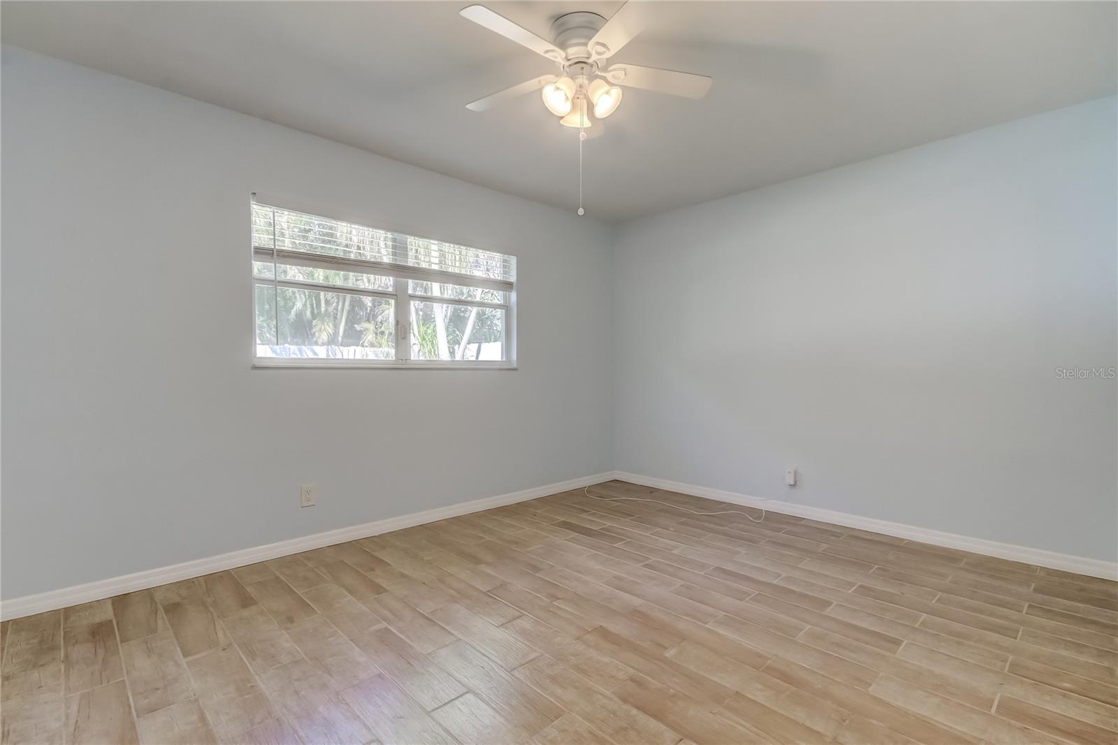 Image 32 of 68 For 3936 Eden Roc Circle