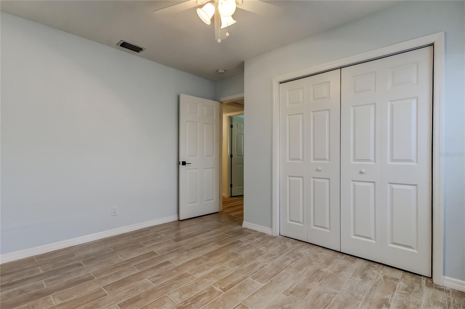 Image 40 of 68 For 3936 Eden Roc Circle