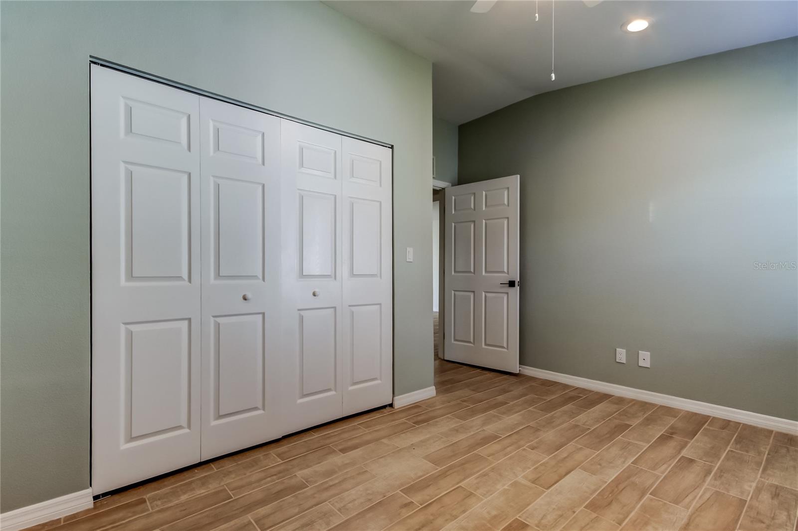 Image 44 of 68 For 3936 Eden Roc Circle