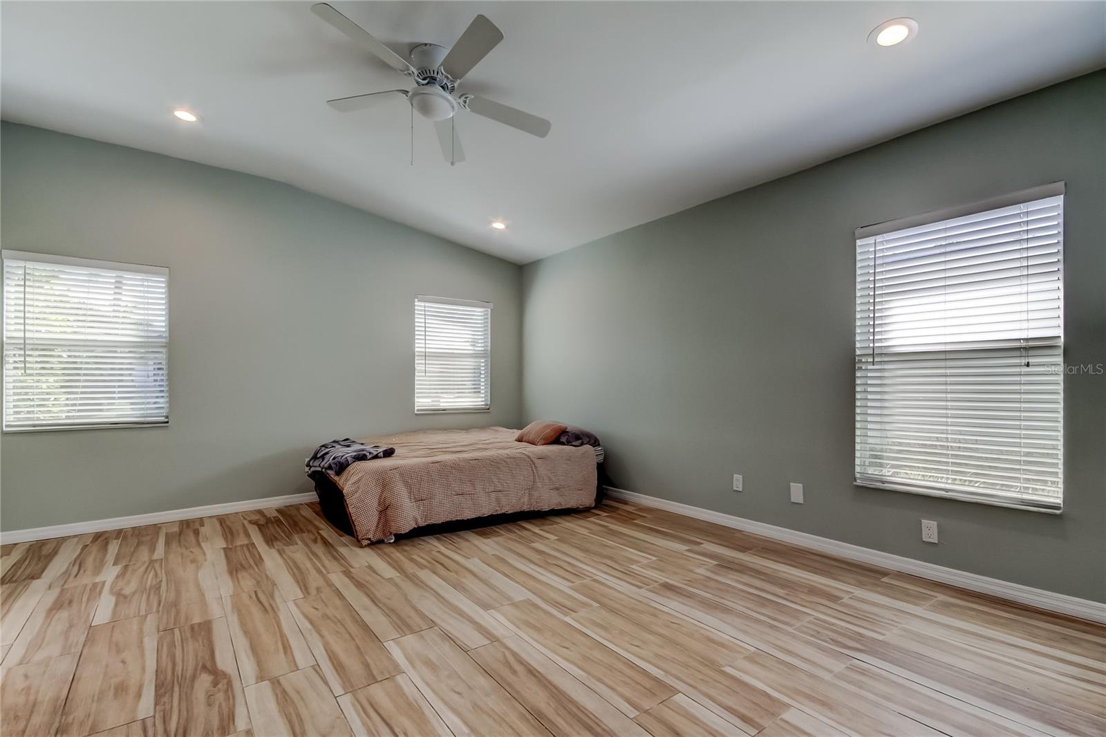 Image 46 of 68 For 3936 Eden Roc Circle