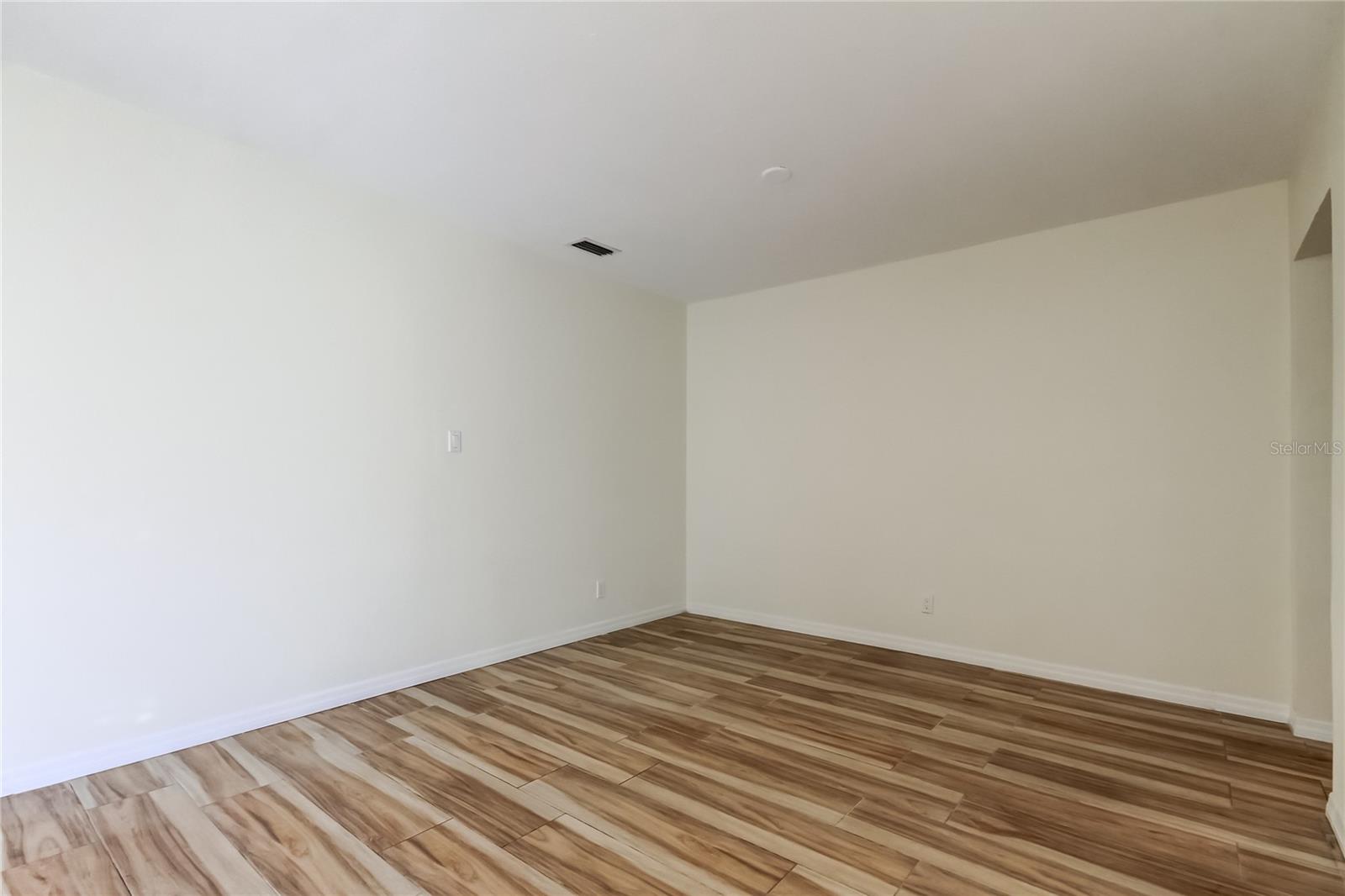 Image 9 of 68 For 3936 Eden Roc Circle