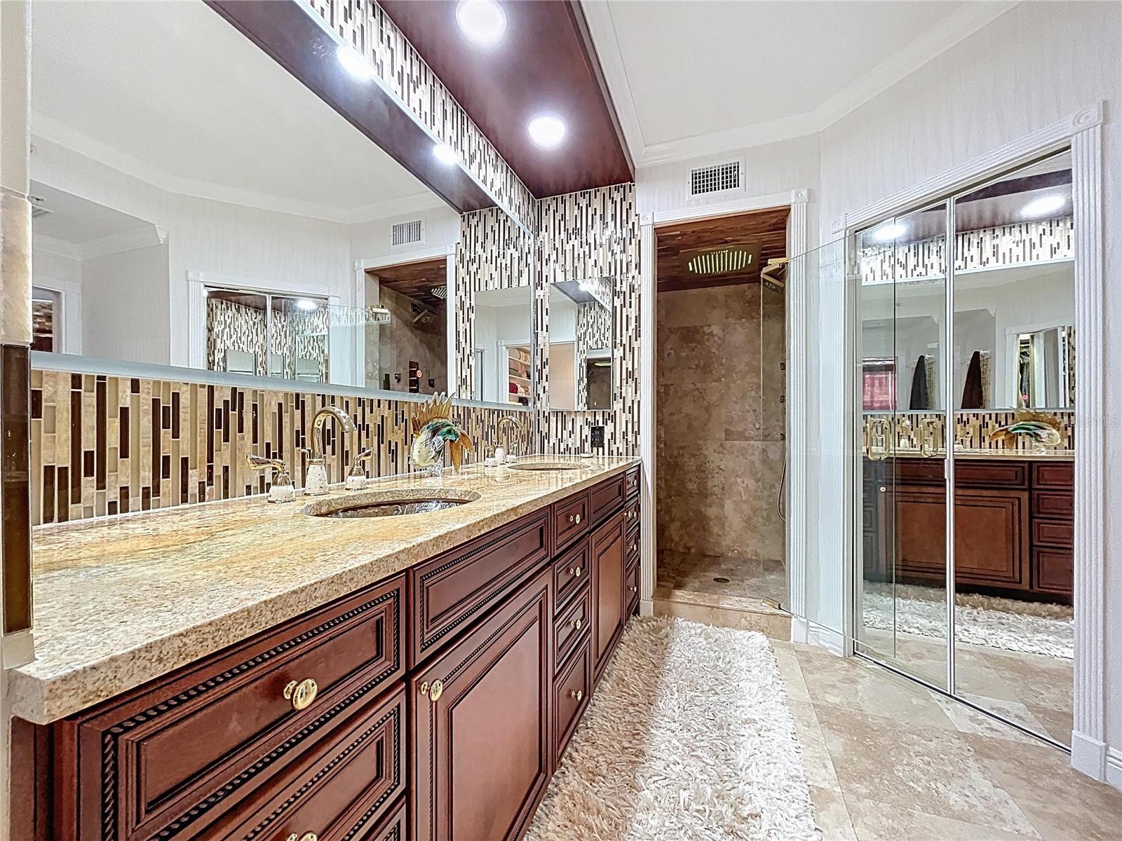 Image 17 of 26 For 1200 Country Club Dr 5404