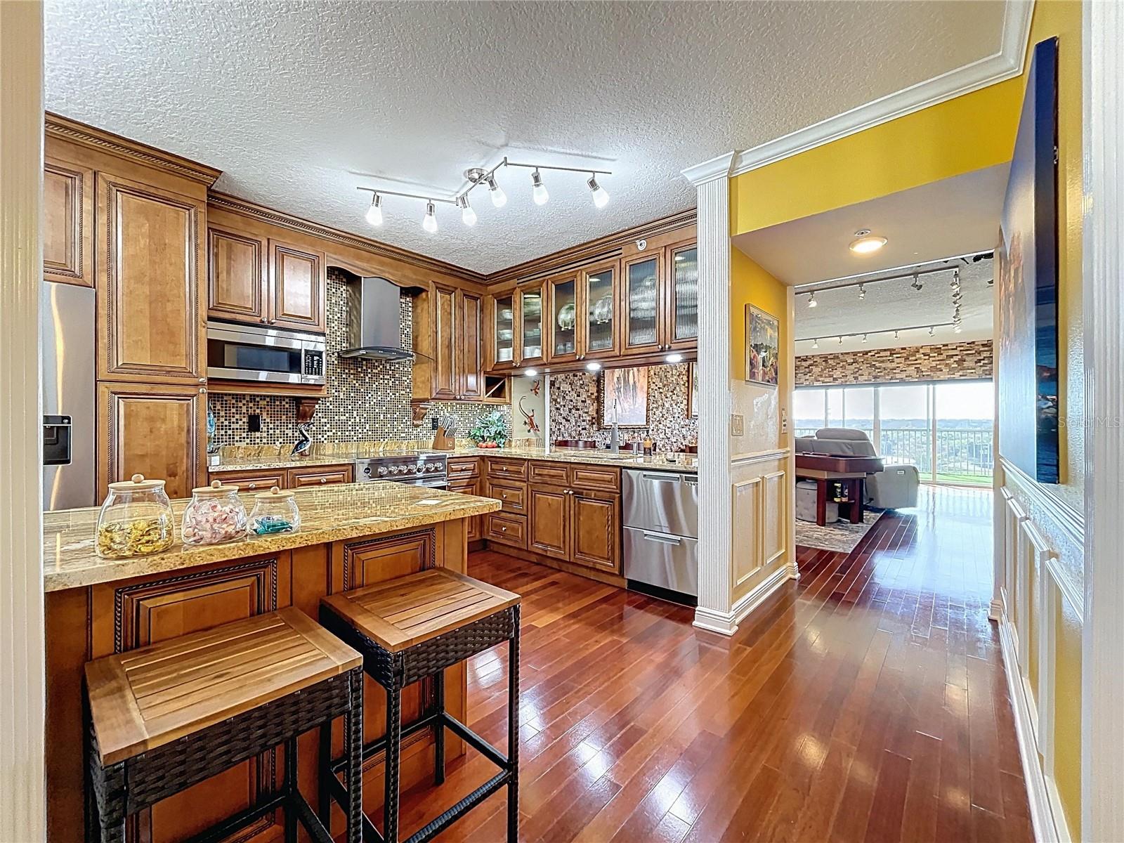 Image 7 of 26 For 1200 Country Club Dr 5404