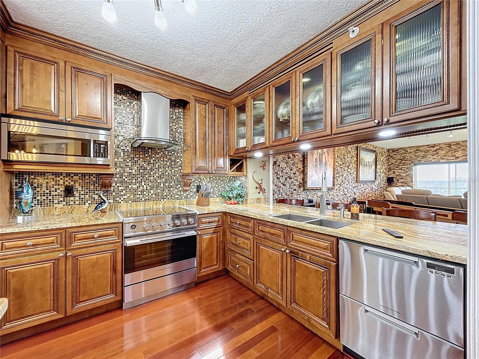 Image 8 of 26 For 1200 Country Club Dr 5404