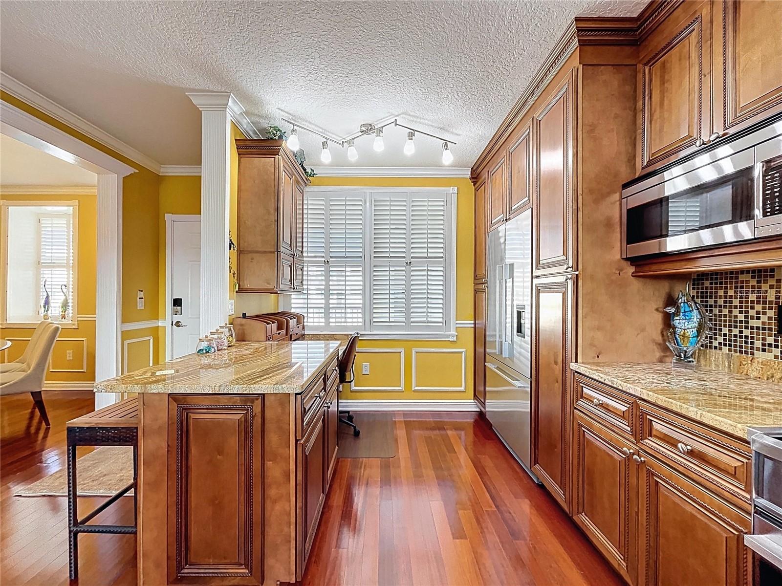 Image 9 of 26 For 1200 Country Club Dr 5404