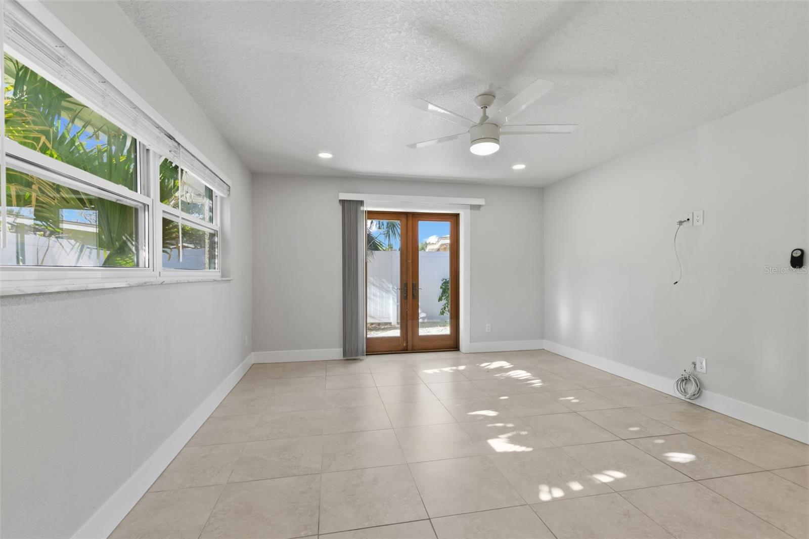 Image 13 of 37 For 11130 3rd Street E