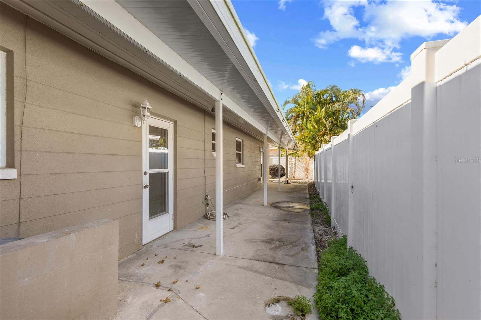 Image 30 of 37 For 11130 3rd Street E