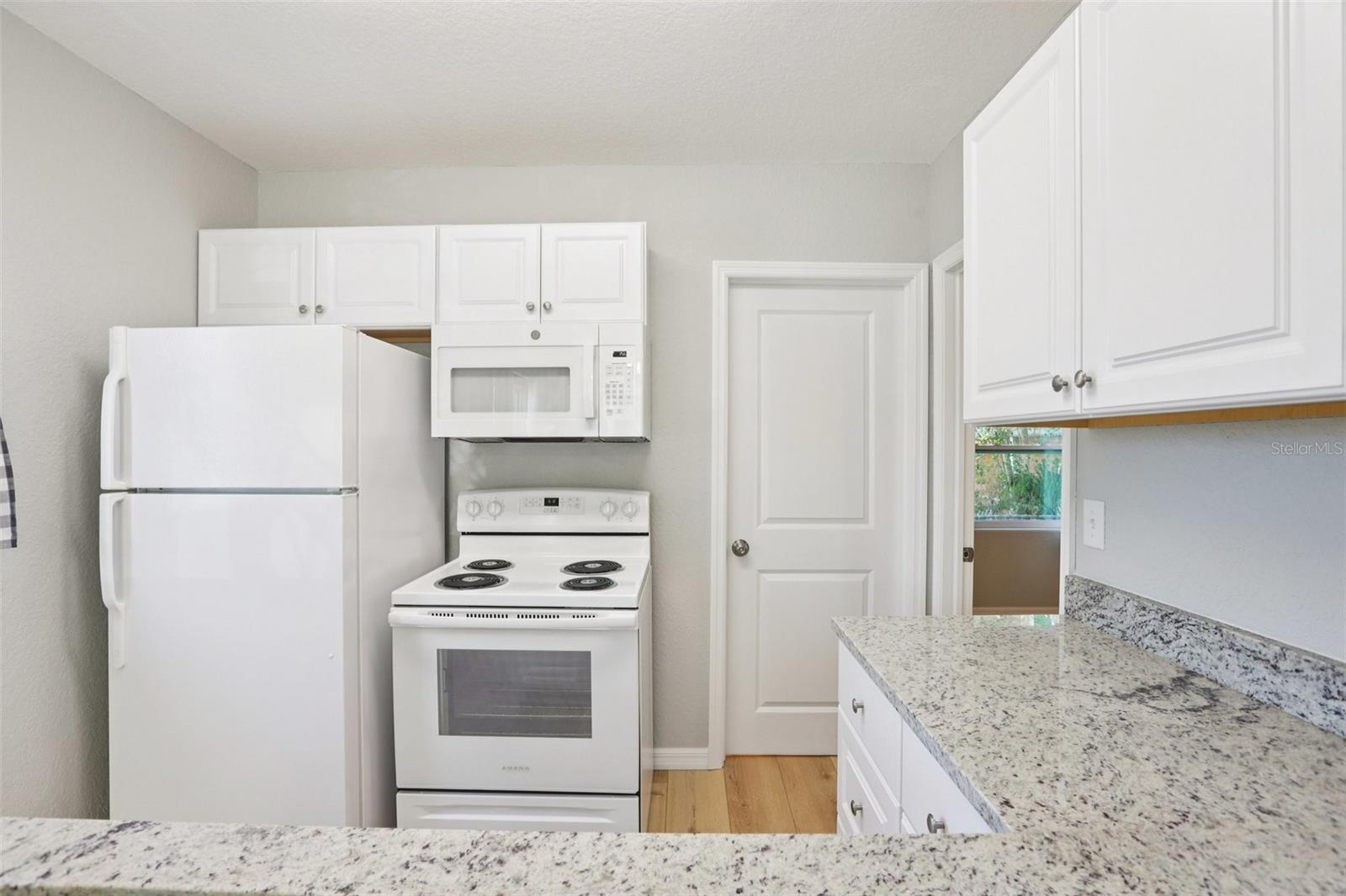 Image 11 of 35 For 13135 4th Street E