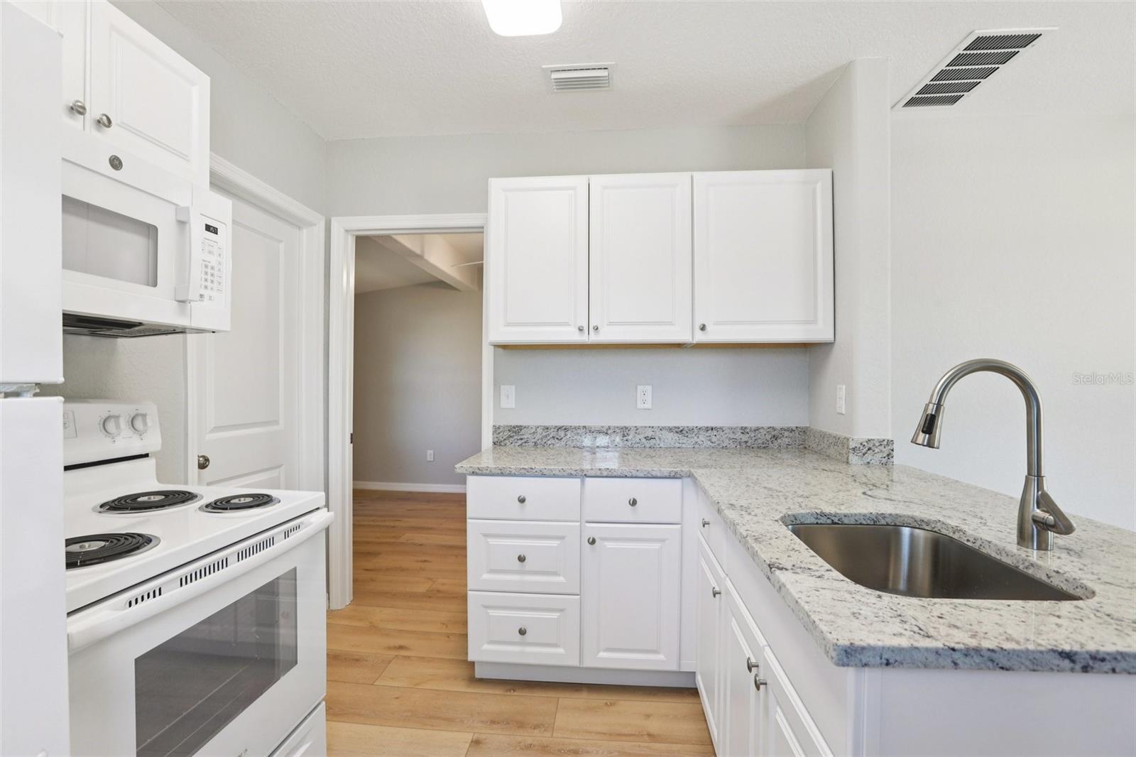 Image 12 of 35 For 13135 4th Street E