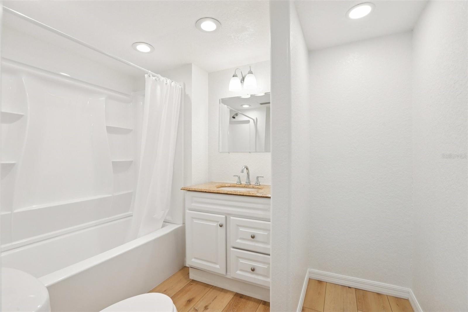 Image 18 of 35 For 13135 4th Street E