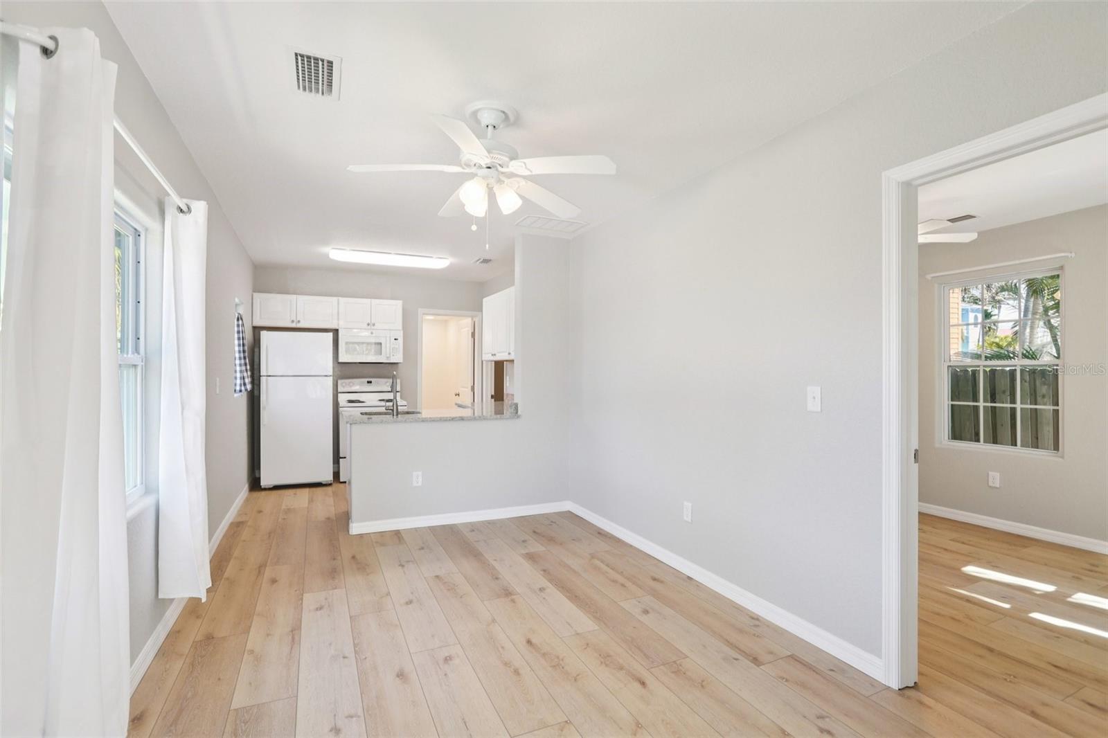 Image 8 of 35 For 13135 4th Street E