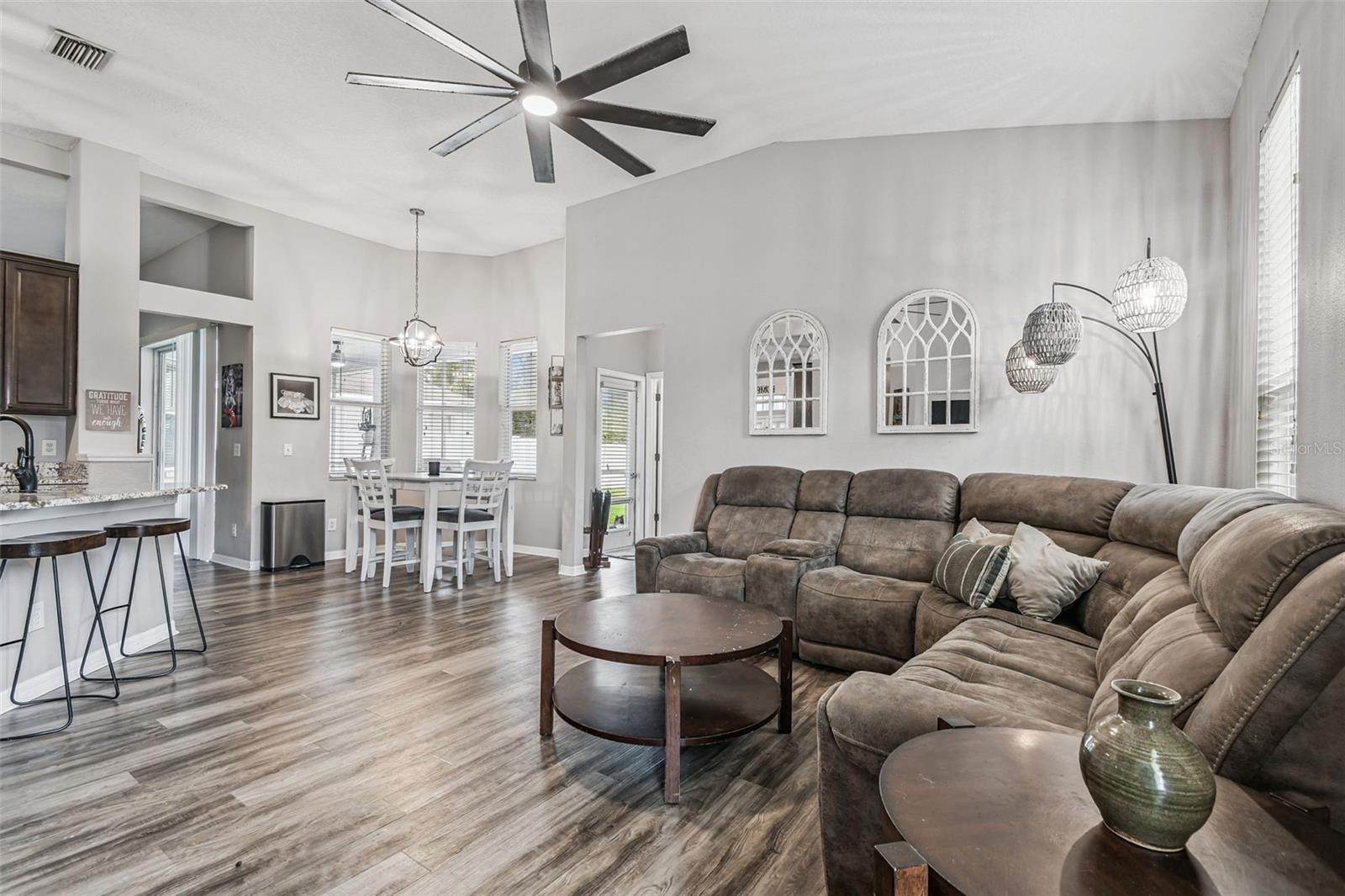 Image 17 of 56 For 10022 Cannon Drive