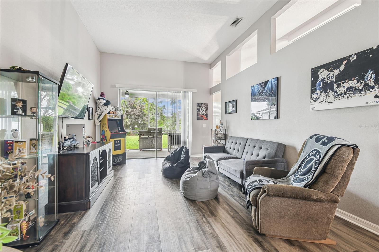 Image 3 of 56 For 10022 Cannon Drive