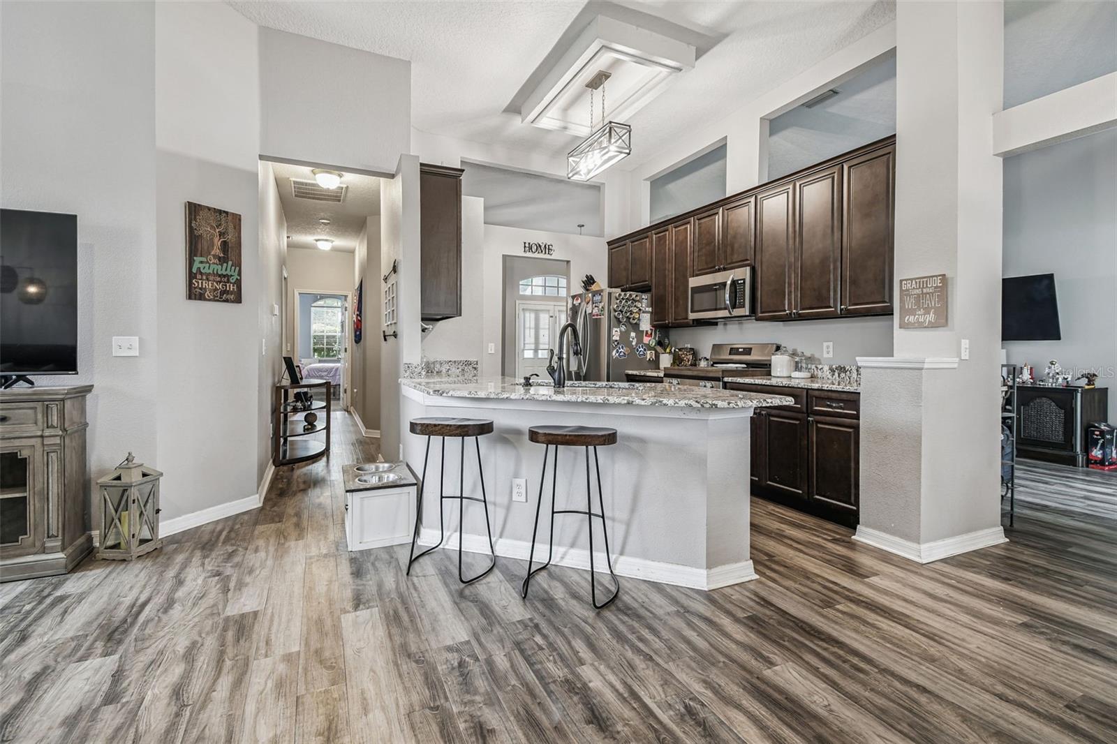 Image 4 of 56 For 10022 Cannon Drive