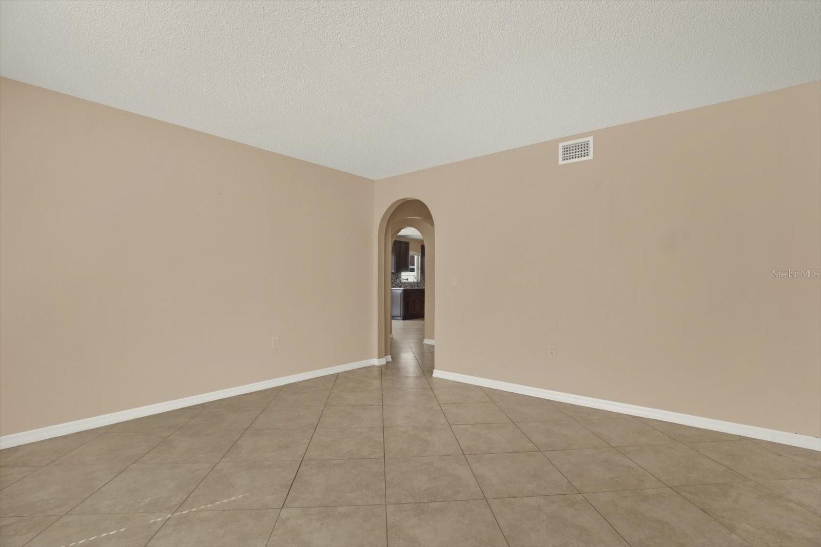 Image 16 of 41 For 6213 Venezia Place