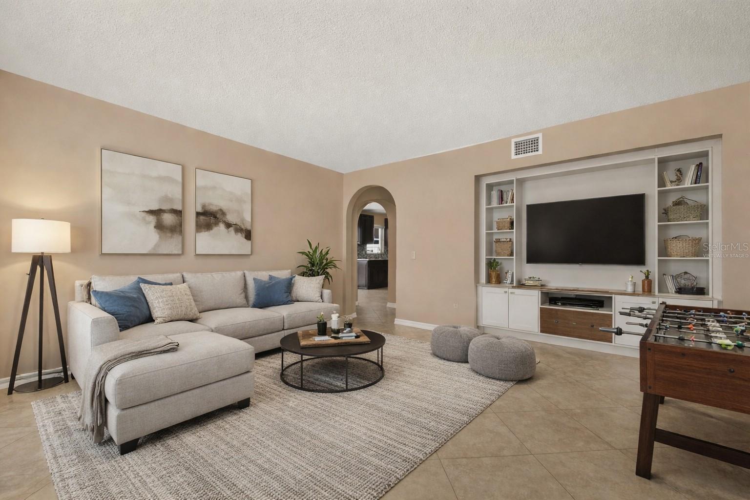 Image 18 of 41 For 6213 Venezia Place