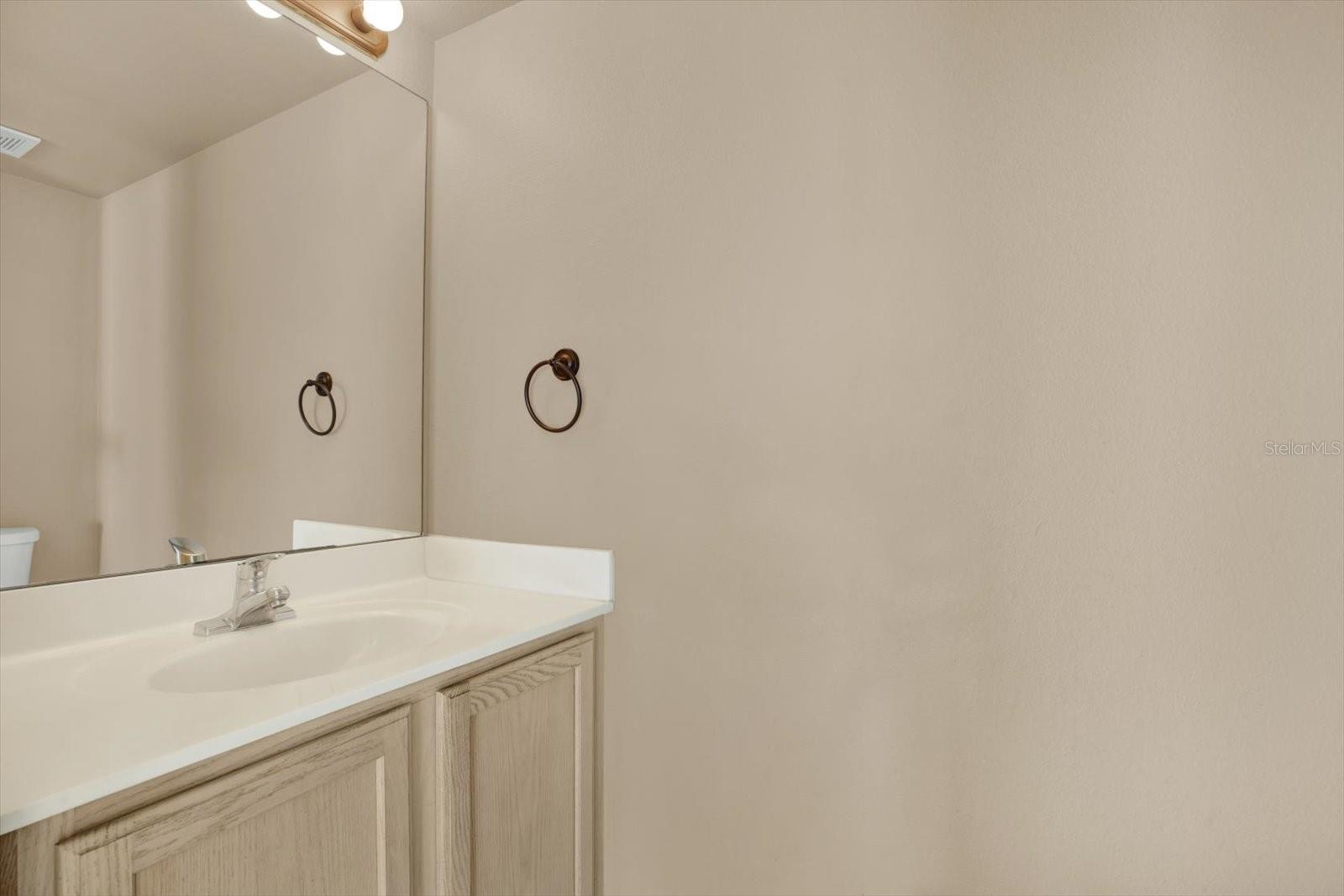 Image 19 of 41 For 6213 Venezia Place