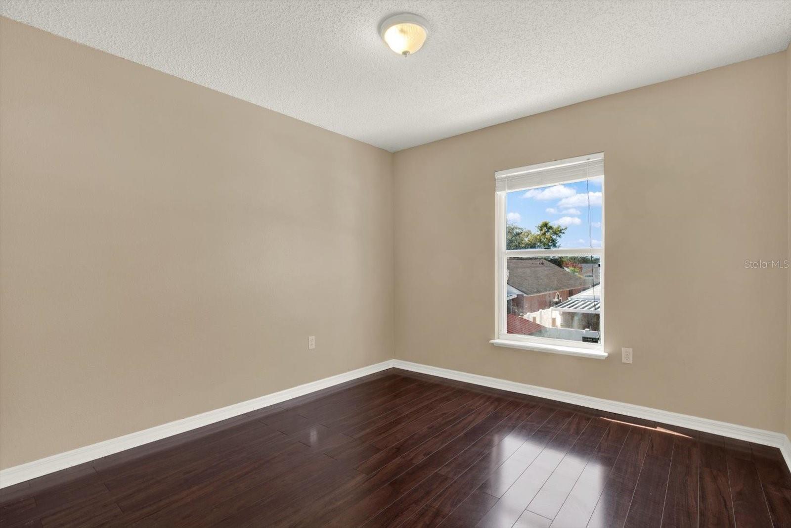 Image 34 of 41 For 6213 Venezia Place