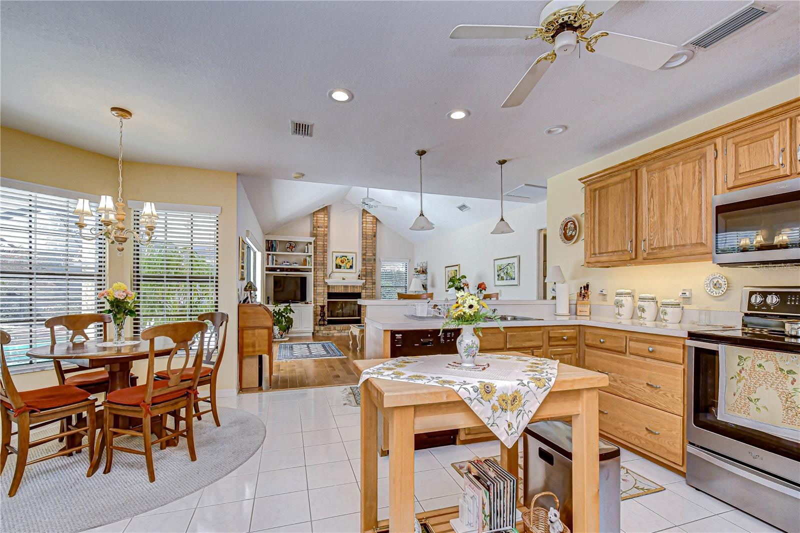 Image 14 of 35 For 3813 Turkey Oak Drive