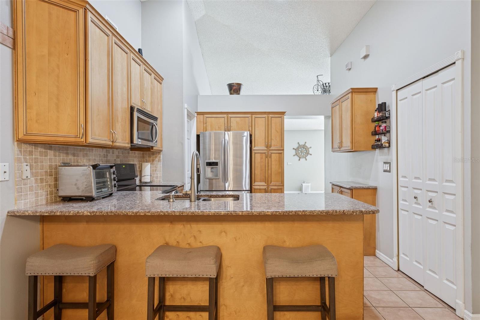 Image 11 of 50 For 9739 Fredericksburg Road