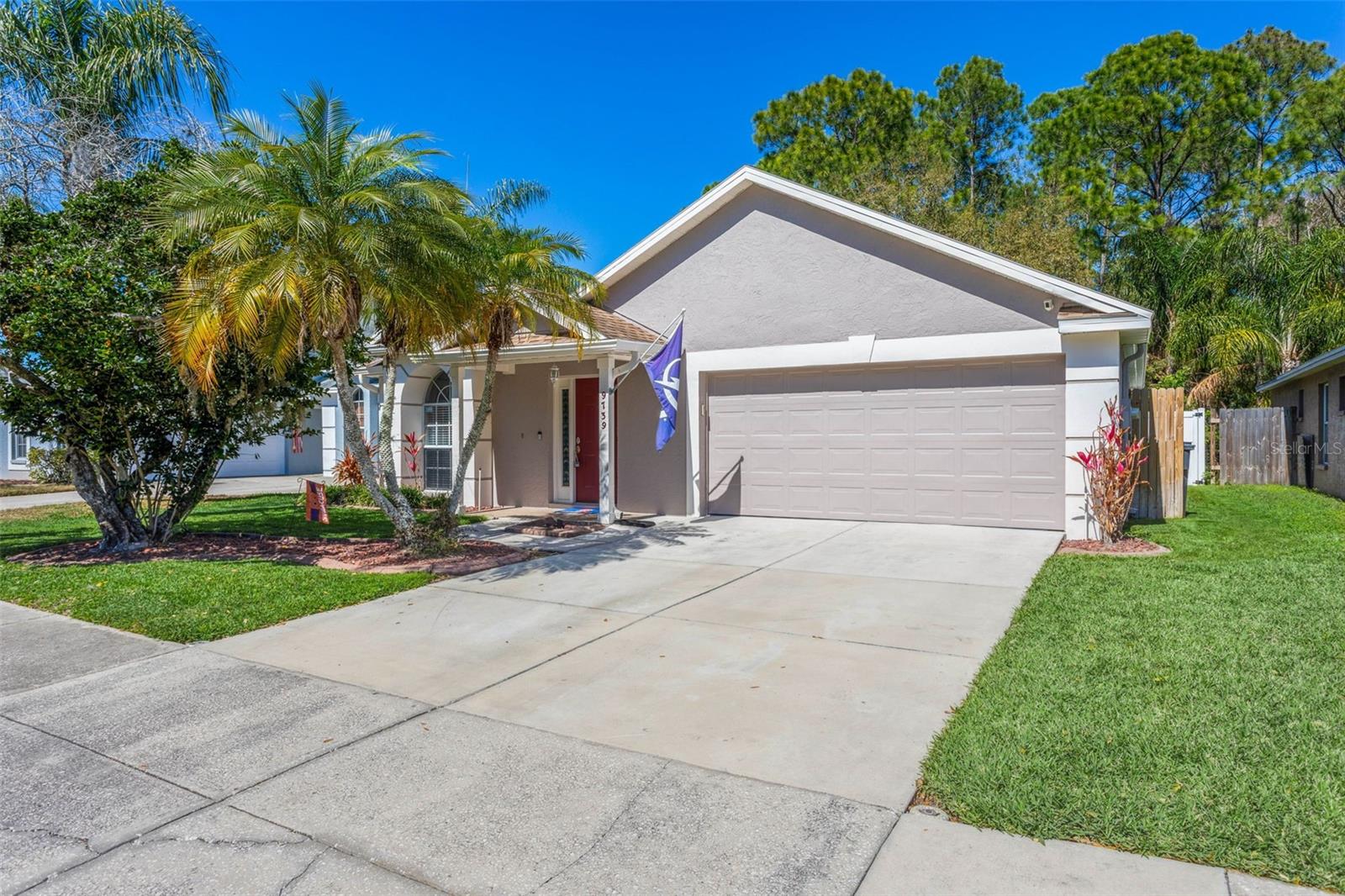 Image 3 of 50 For 9739 Fredericksburg Road