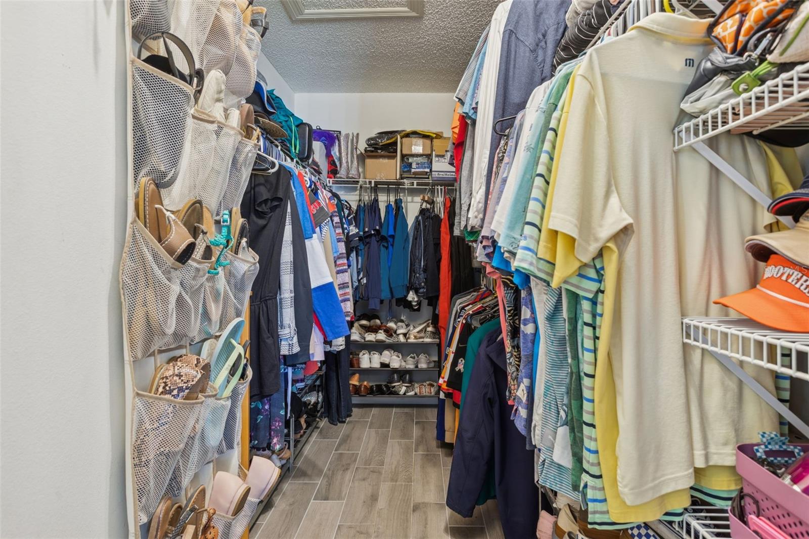 Image 40 of 50 For 9739 Fredericksburg Road