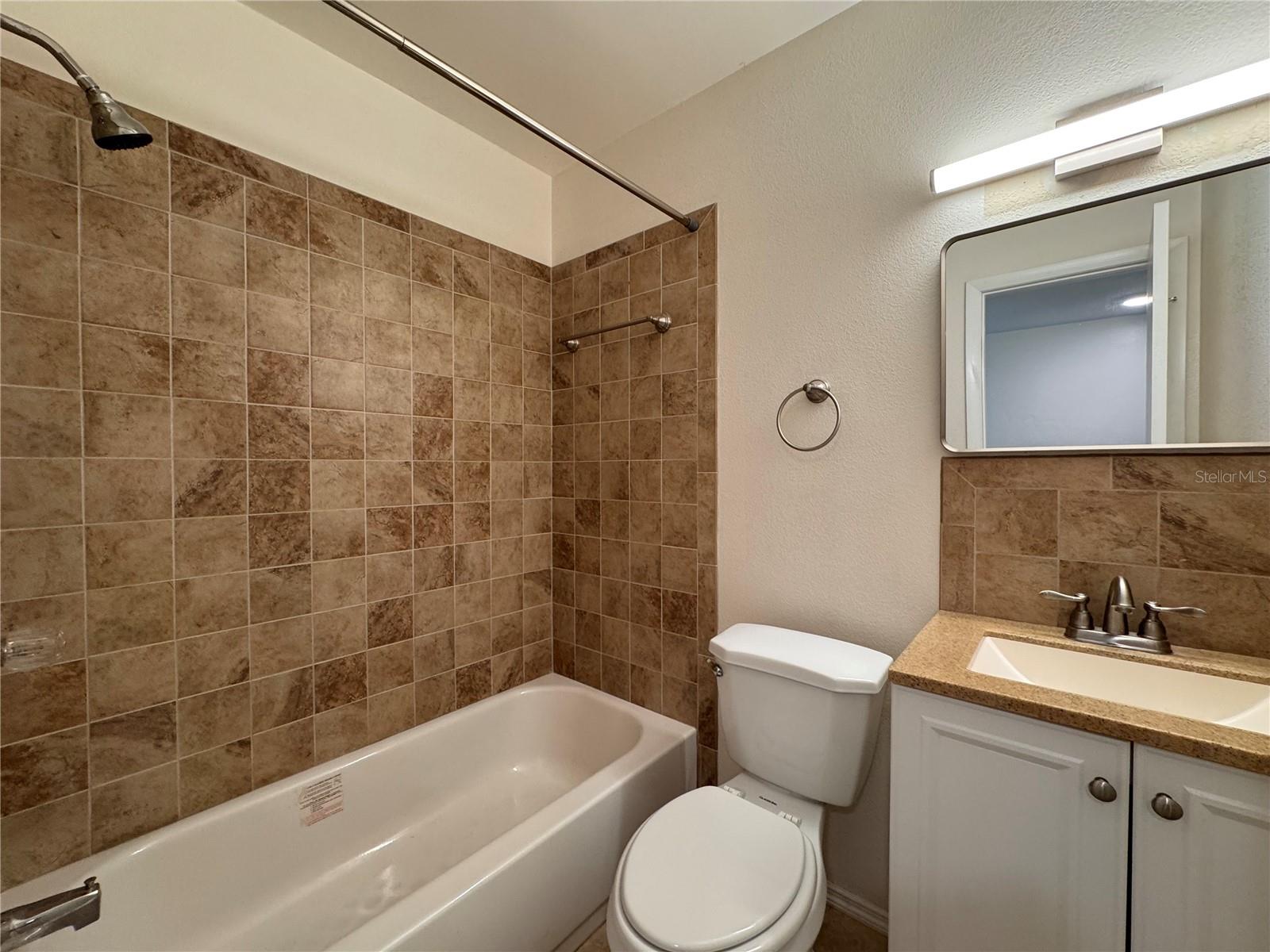 Image 14 of 19 For 5601 62nd Way N