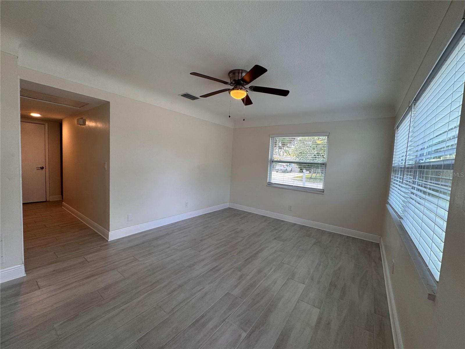 Image 3 of 19 For 5601 62nd Way N