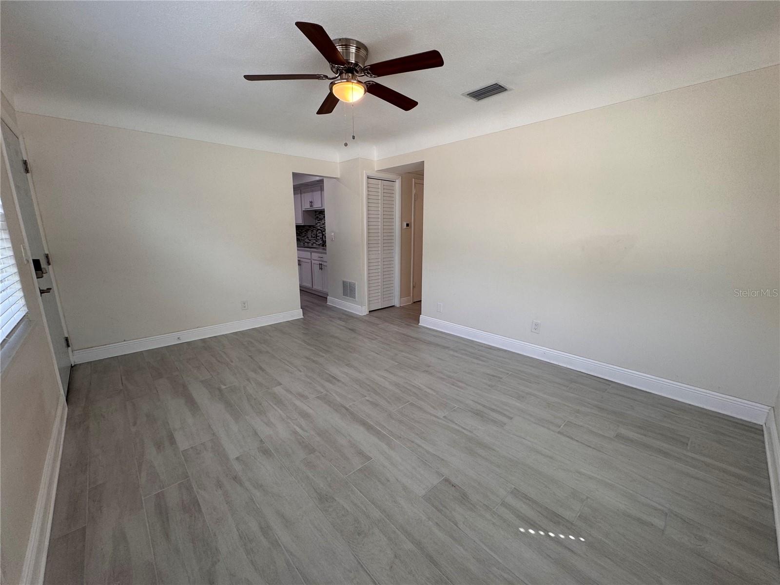 Image 4 of 19 For 5601 62nd Way N