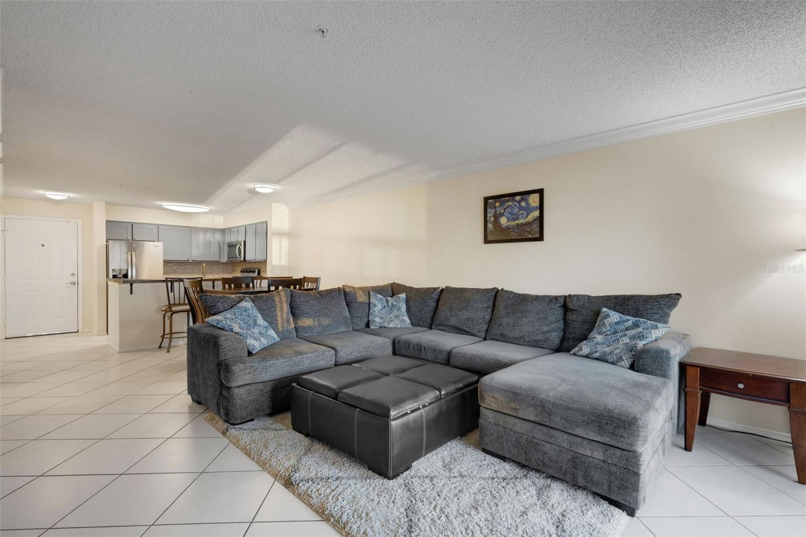 Image 6 of 18 For 2400 Feather Sound Drive 924