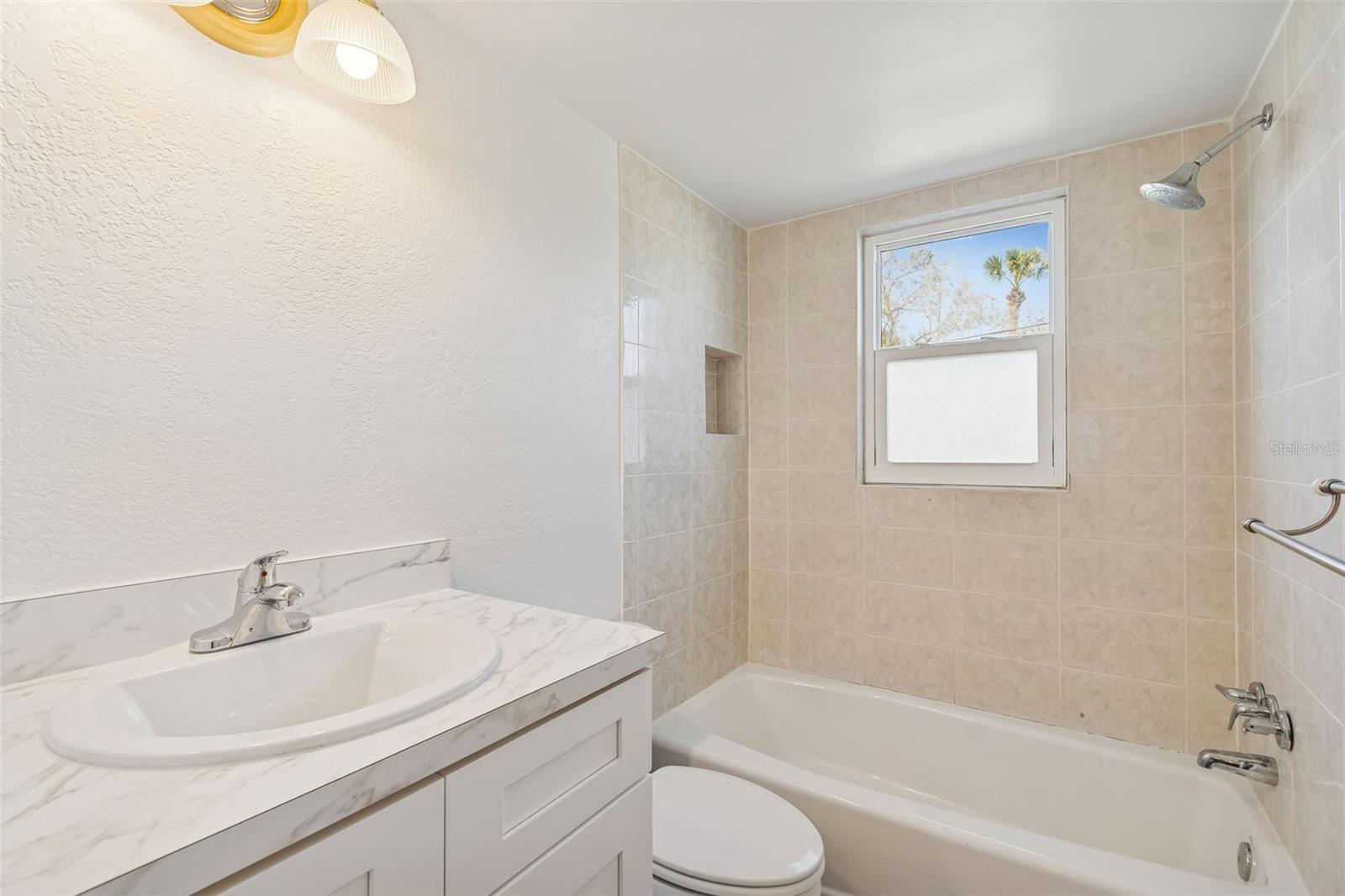 Image 11 of 19 For 4565 Duhme Road 101