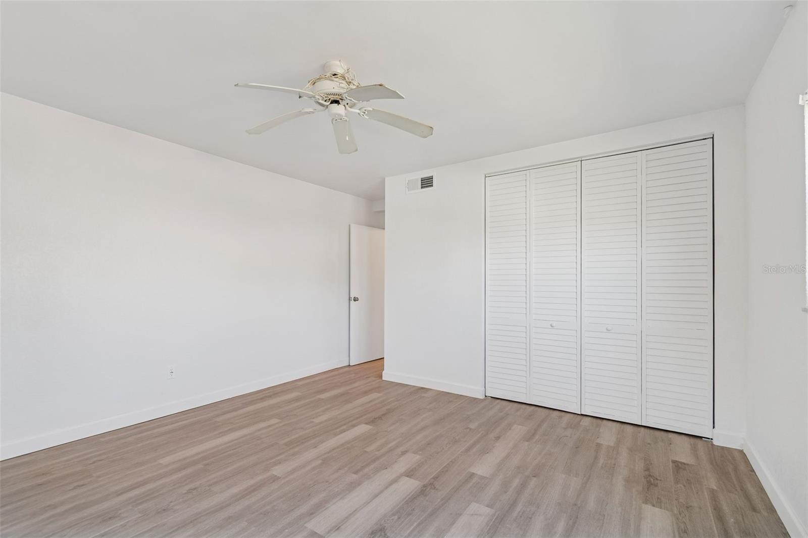 Image 13 of 19 For 4565 Duhme Road 101