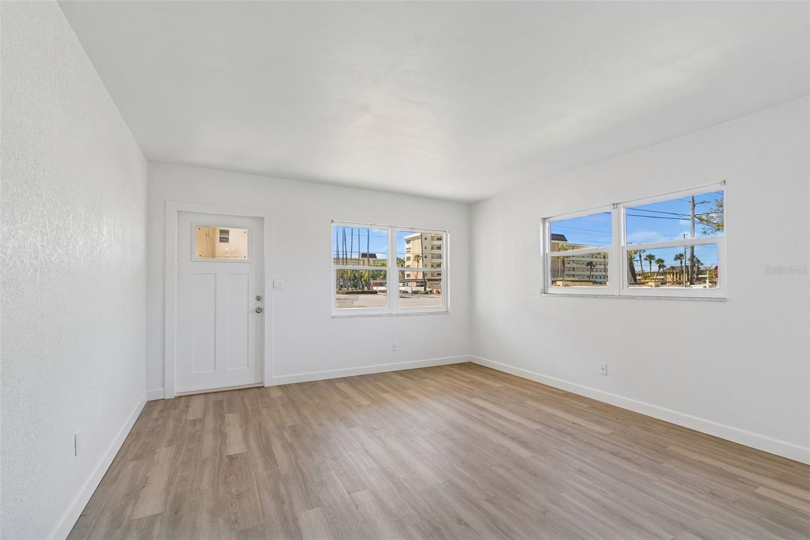 Image 5 of 19 For 4565 Duhme Road 101