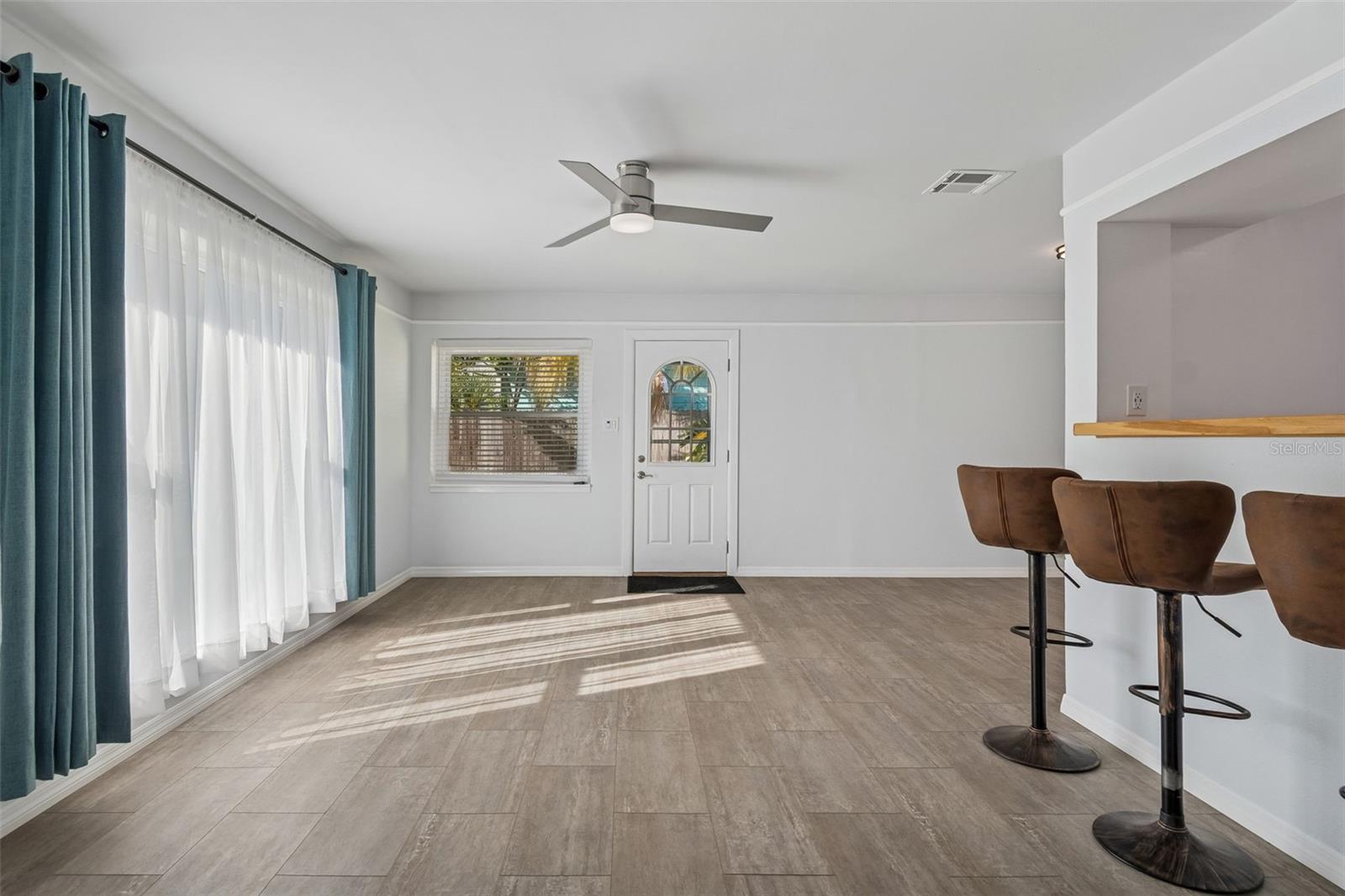 Image 10 of 36 For 1027 15th Street N