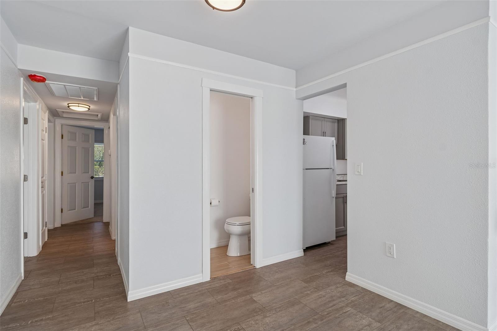 Image 16 of 36 For 1027 15th Street N