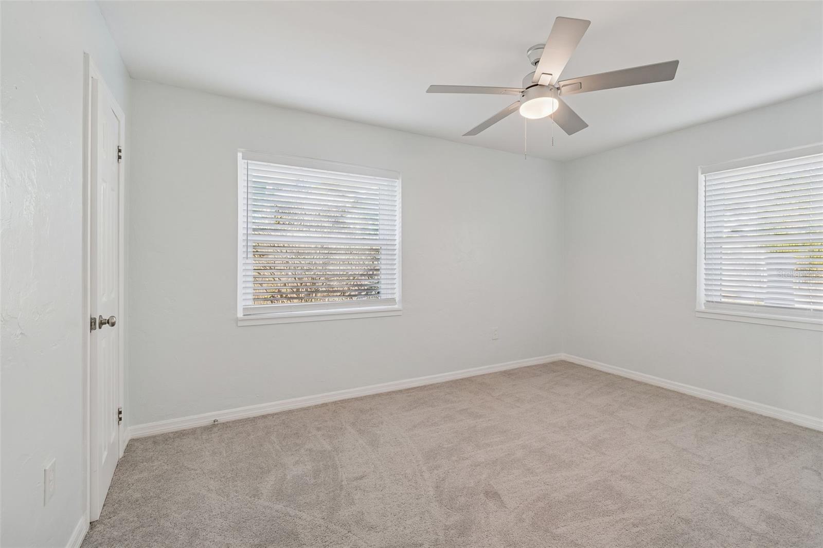 Image 19 of 36 For 1027 15th Street N