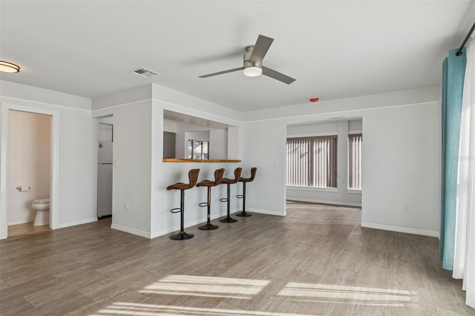 Image 8 of 36 For 1027 15th Street N