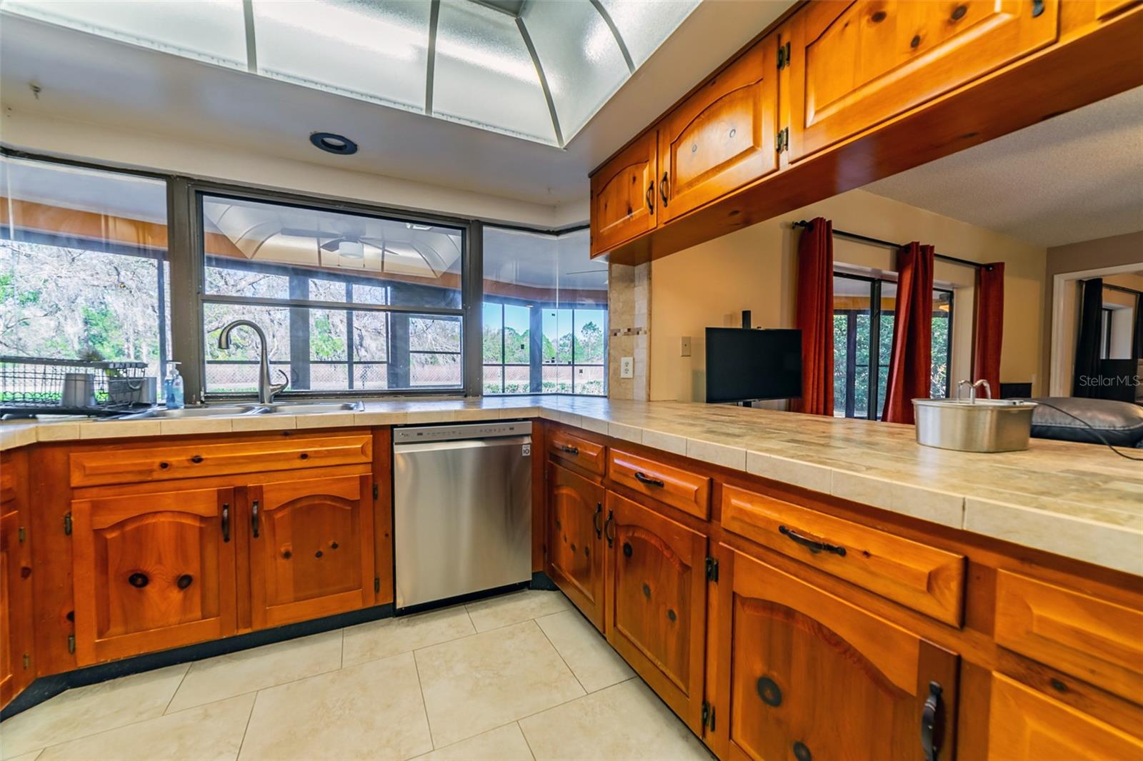 Image 23 of 45 For 18509 Putters Place