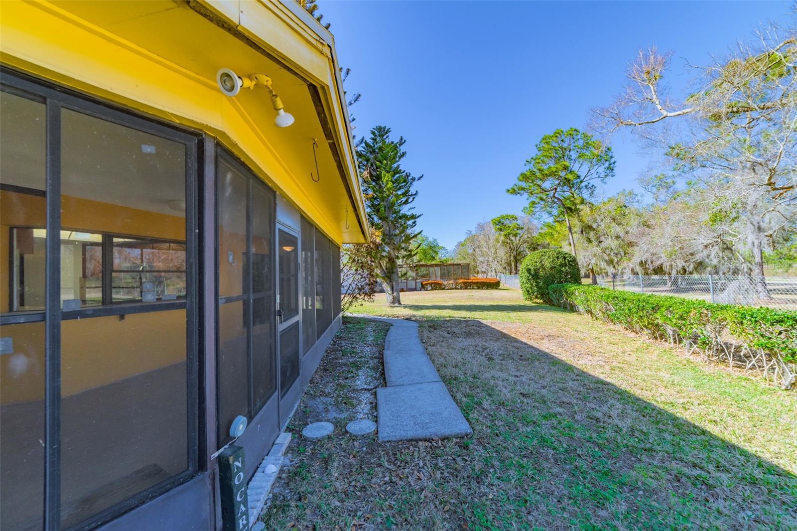 Image 40 of 45 For 18509 Putters Place