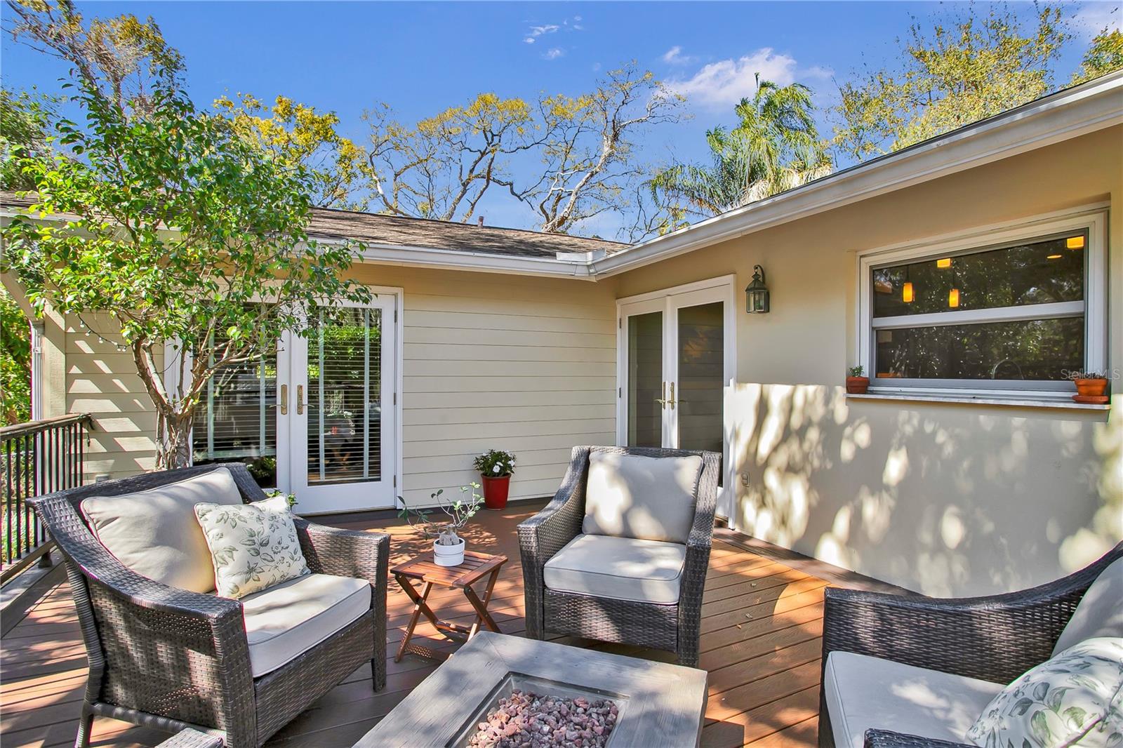 Image 22 of 65 For 323 Roebling Road N