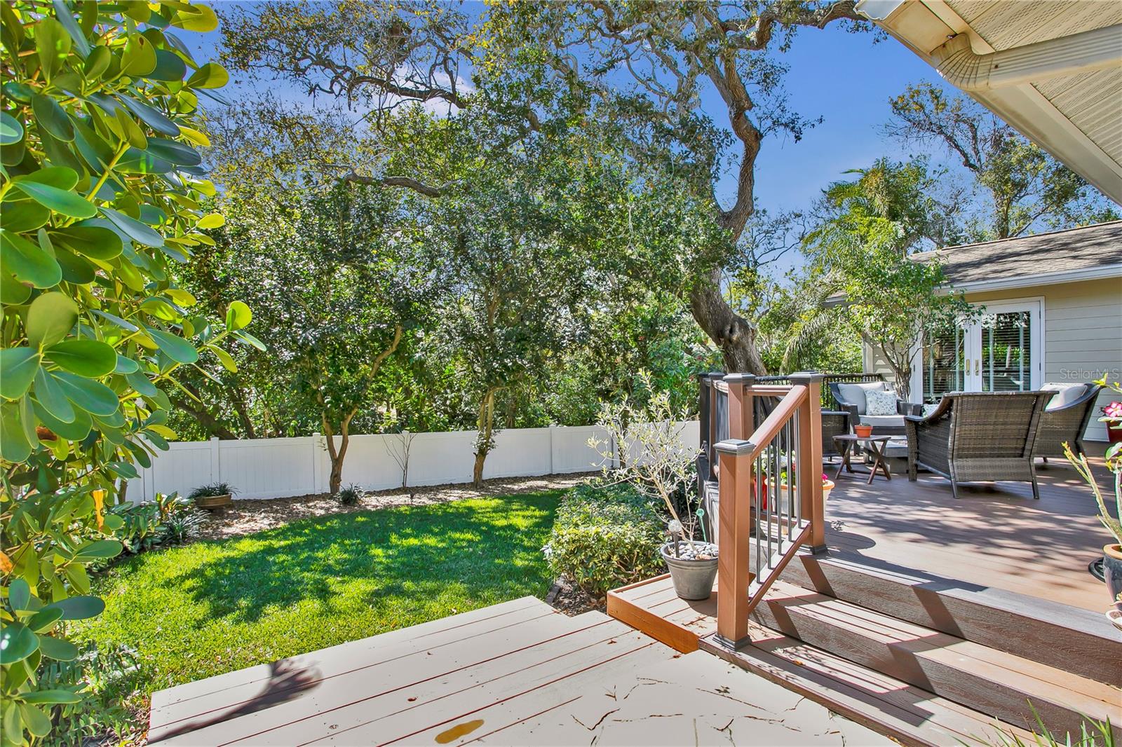 Image 27 of 65 For 323 Roebling Road N