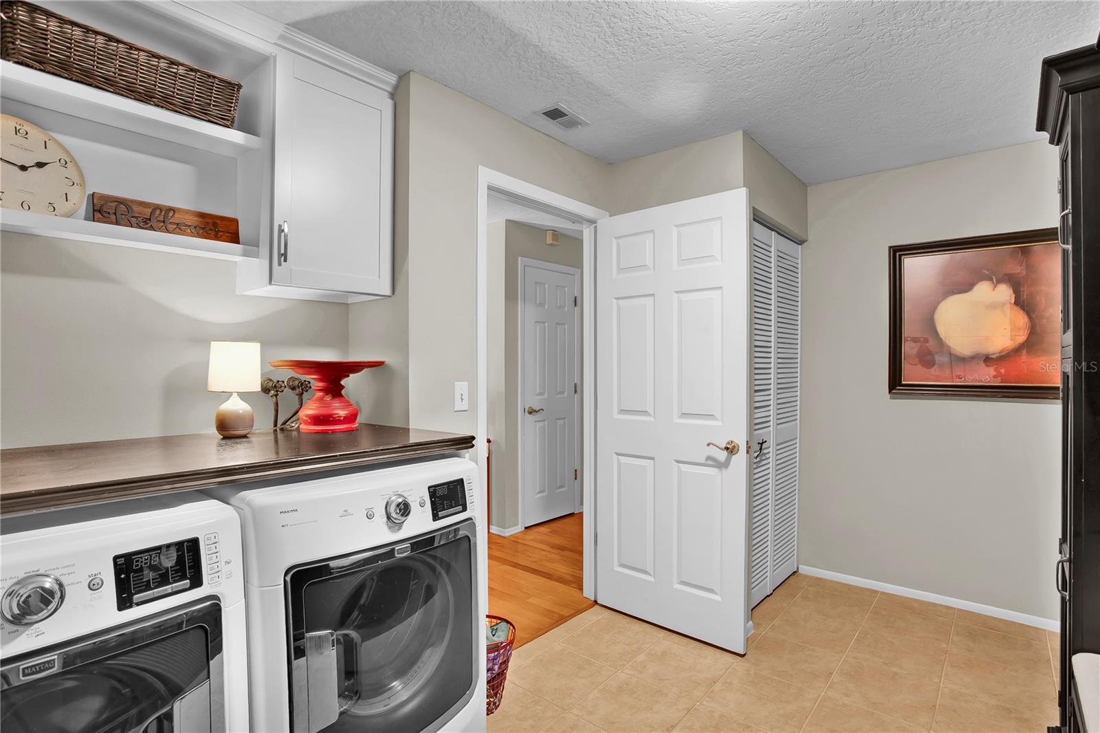 Image 52 of 65 For 323 Roebling Road N