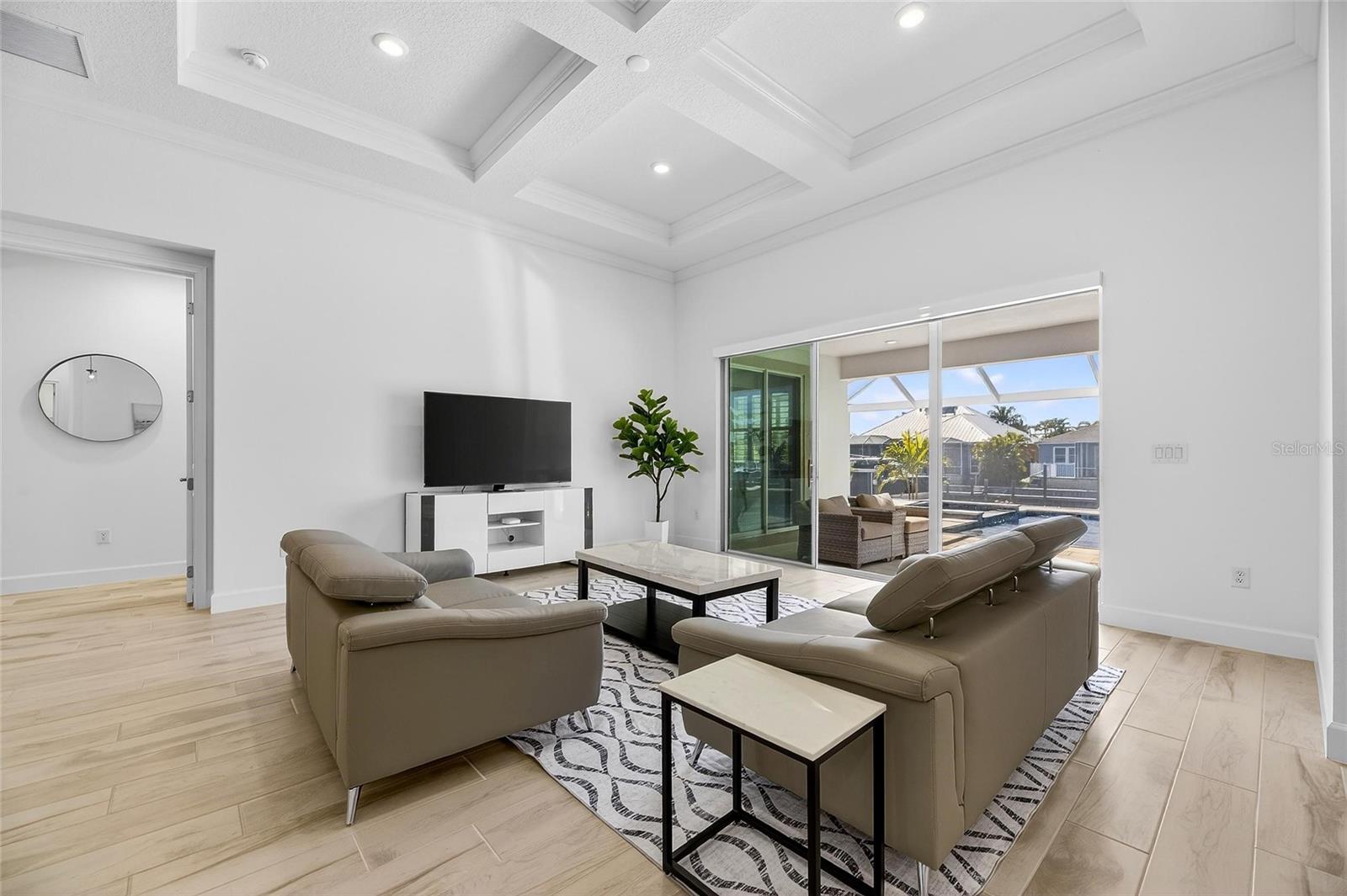 Image 17 of 100 For 994 Signet Drive