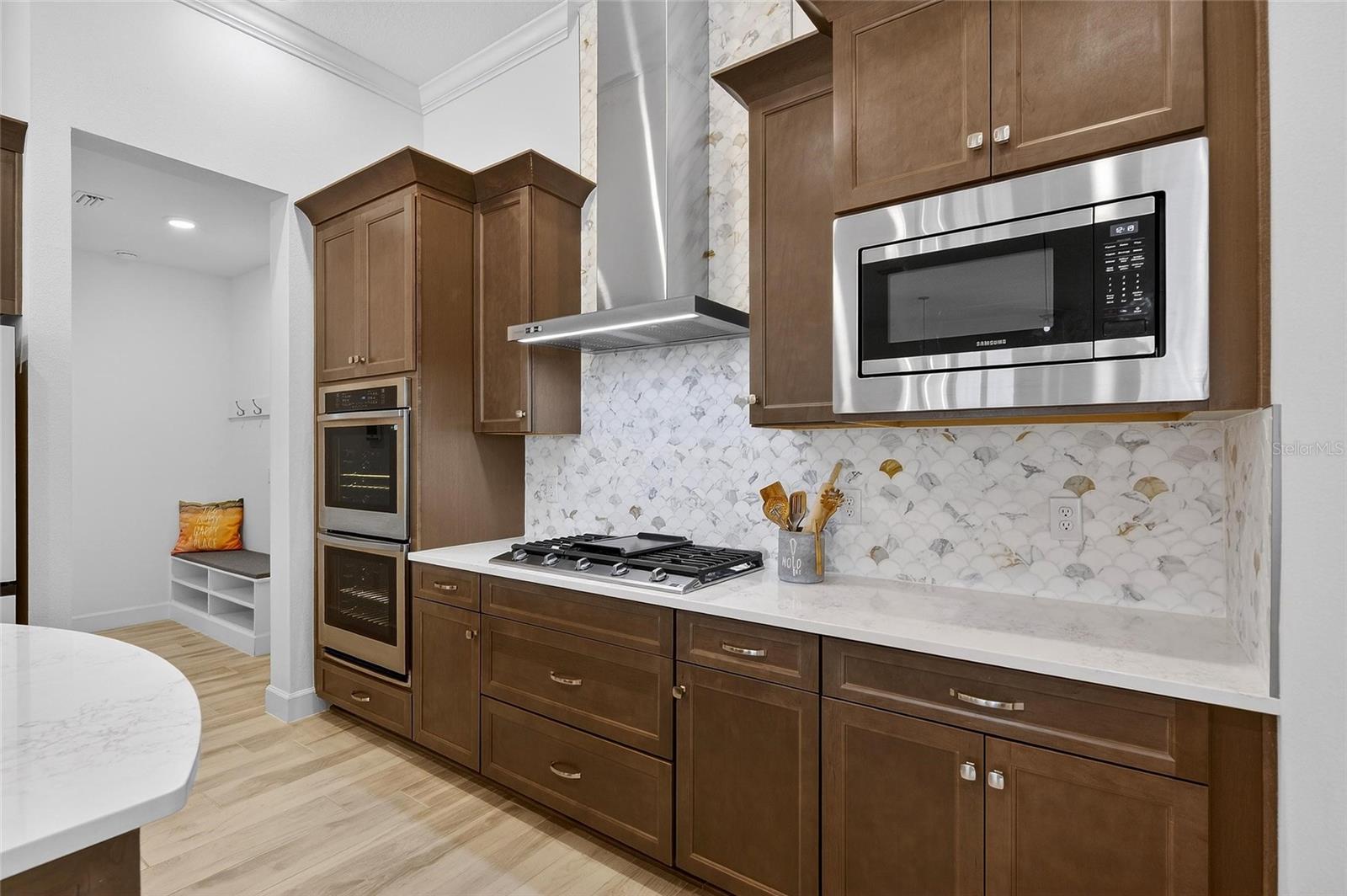 Image 24 of 100 For 994 Signet Drive