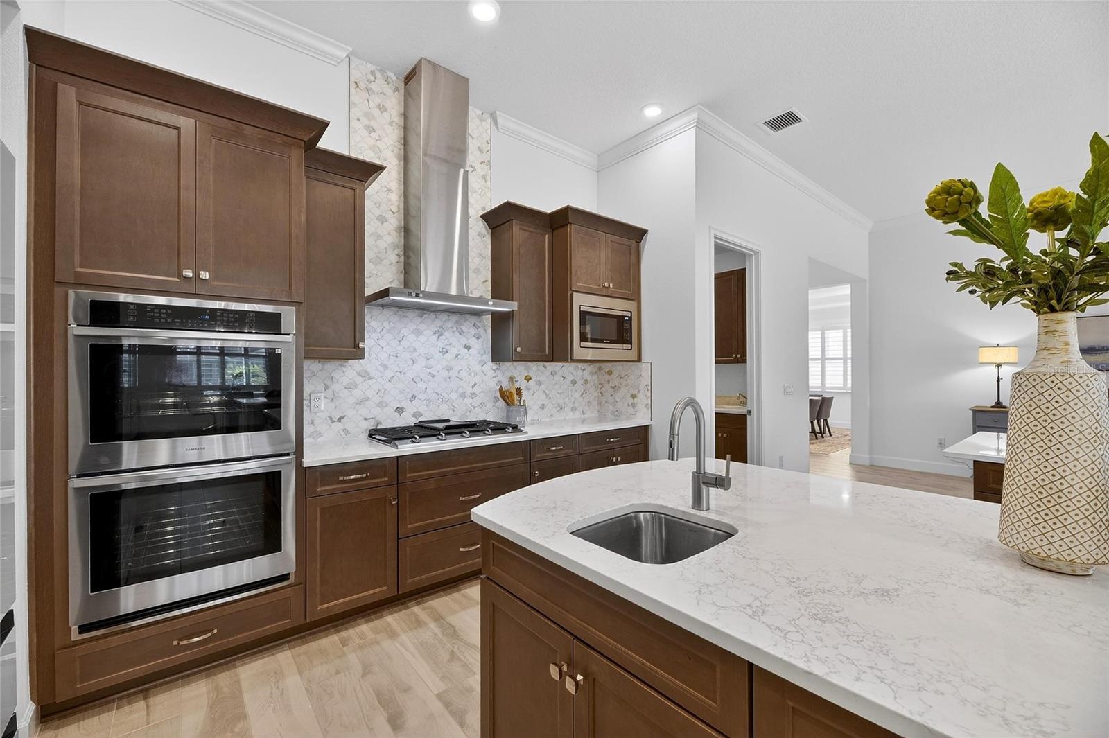 Image 26 of 100 For 994 Signet Drive